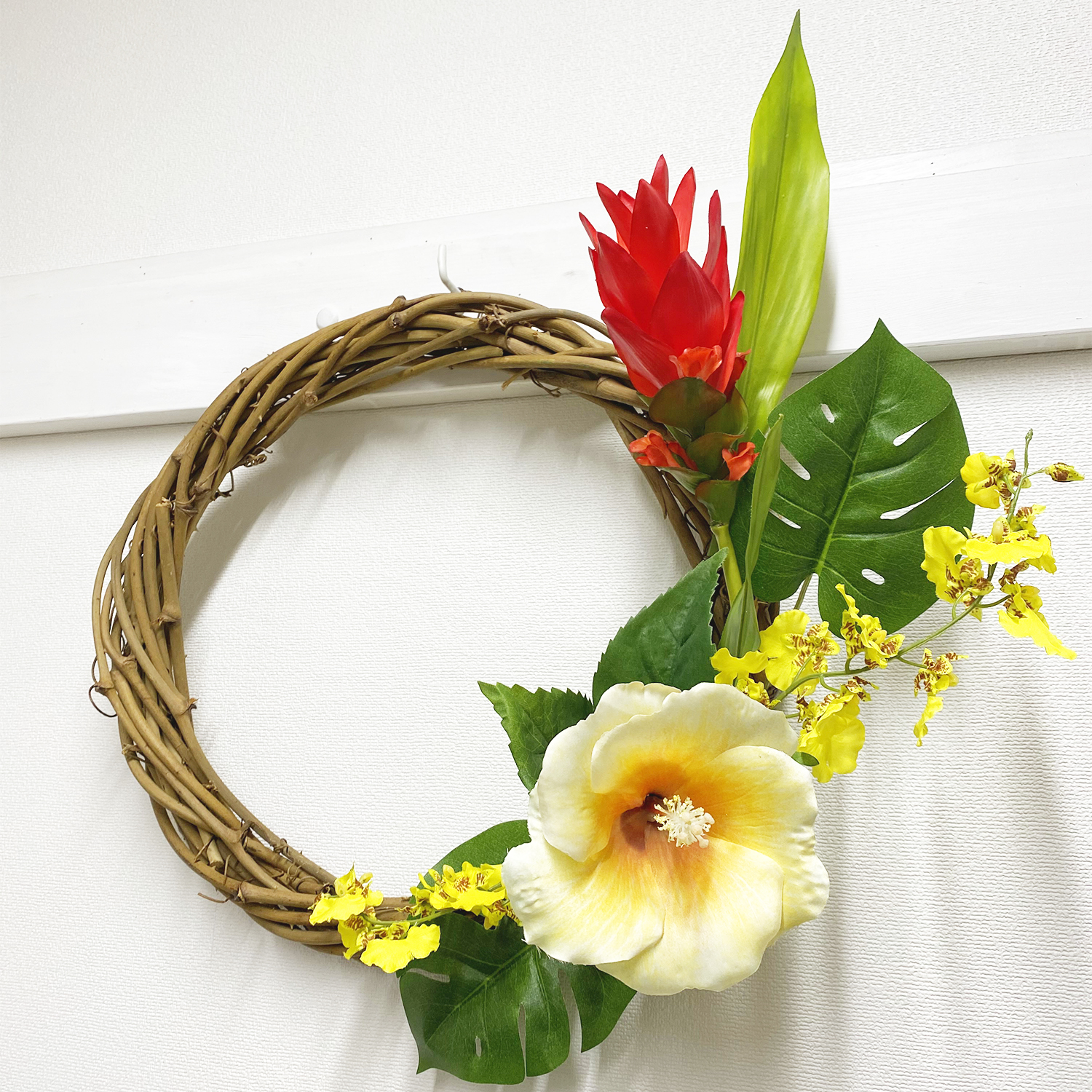Hawaiian wreath